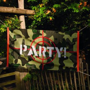 90x150 cm Party Flagga - Army Party -