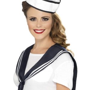 Sailor Hatt och Axelkappa -